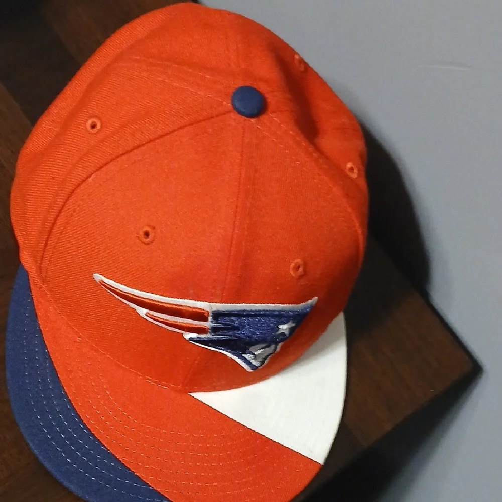 New Era Red and Blue Hat - Picture 5 of 6